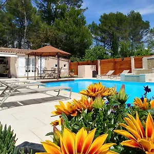 chez-isabelle-et-guy-bb.fr-provencehotel.com/